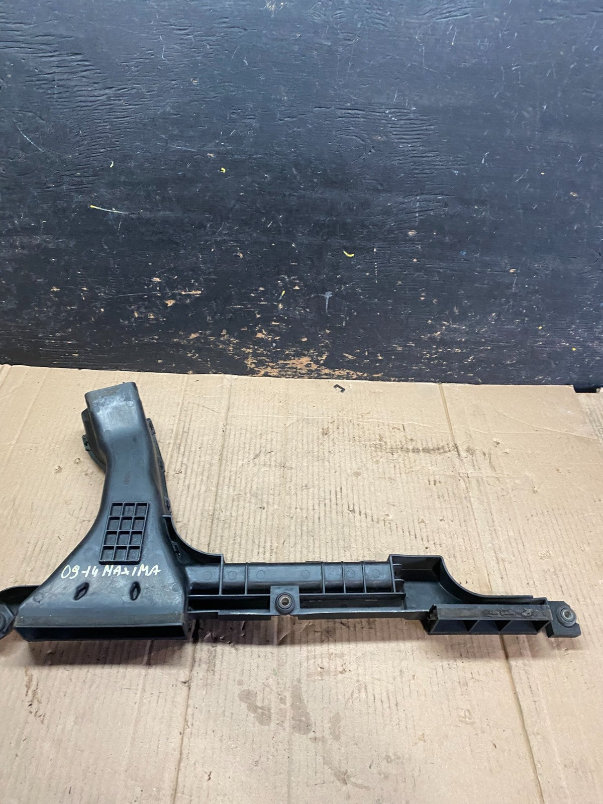 2009 to 2014 Nissan Maxima Upper Air Intake Duct  OEM V9794 DG4