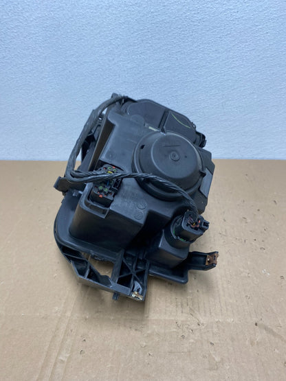 Halogen 2007 to 2010 Lincoln MKX Headlight Right Passenger Side Oem AB6880 DW7