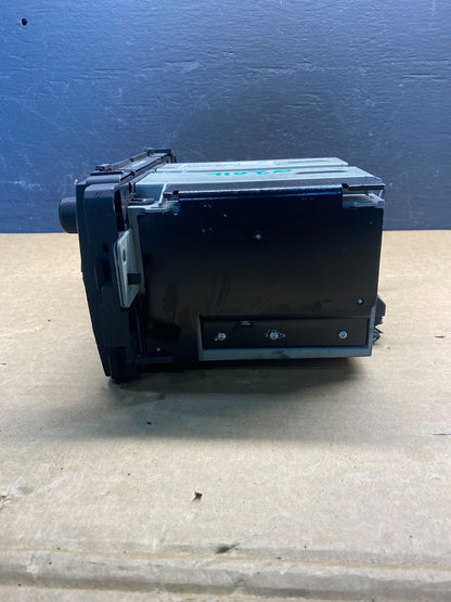 2009 to 2011 GMC Acadia Radio AM/FM CD Player Radio AC8054 DG1