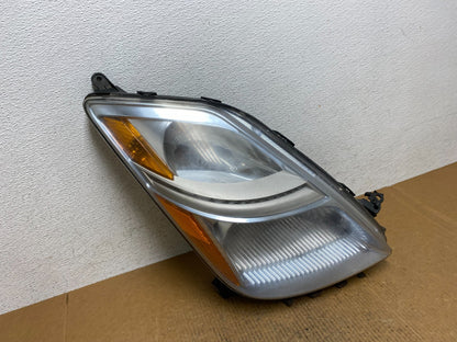 2006 - 2009 Toyota Prius Right Passenger Rh Side Headlight Halogen TYC AE1375 DW2