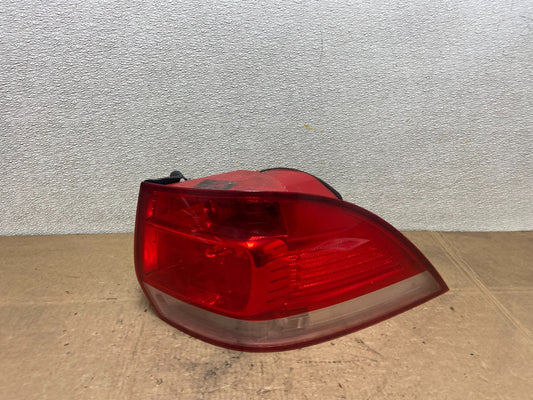 2010-2014 Volkswagen Golf MK6 Wagon Right Passenger Side Tail Light OEM Y6812 DW0