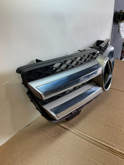 2007-2009 Mercedes X164 GL450 GL320 Front Bumper Upper Grille Grill AH6060 DG2