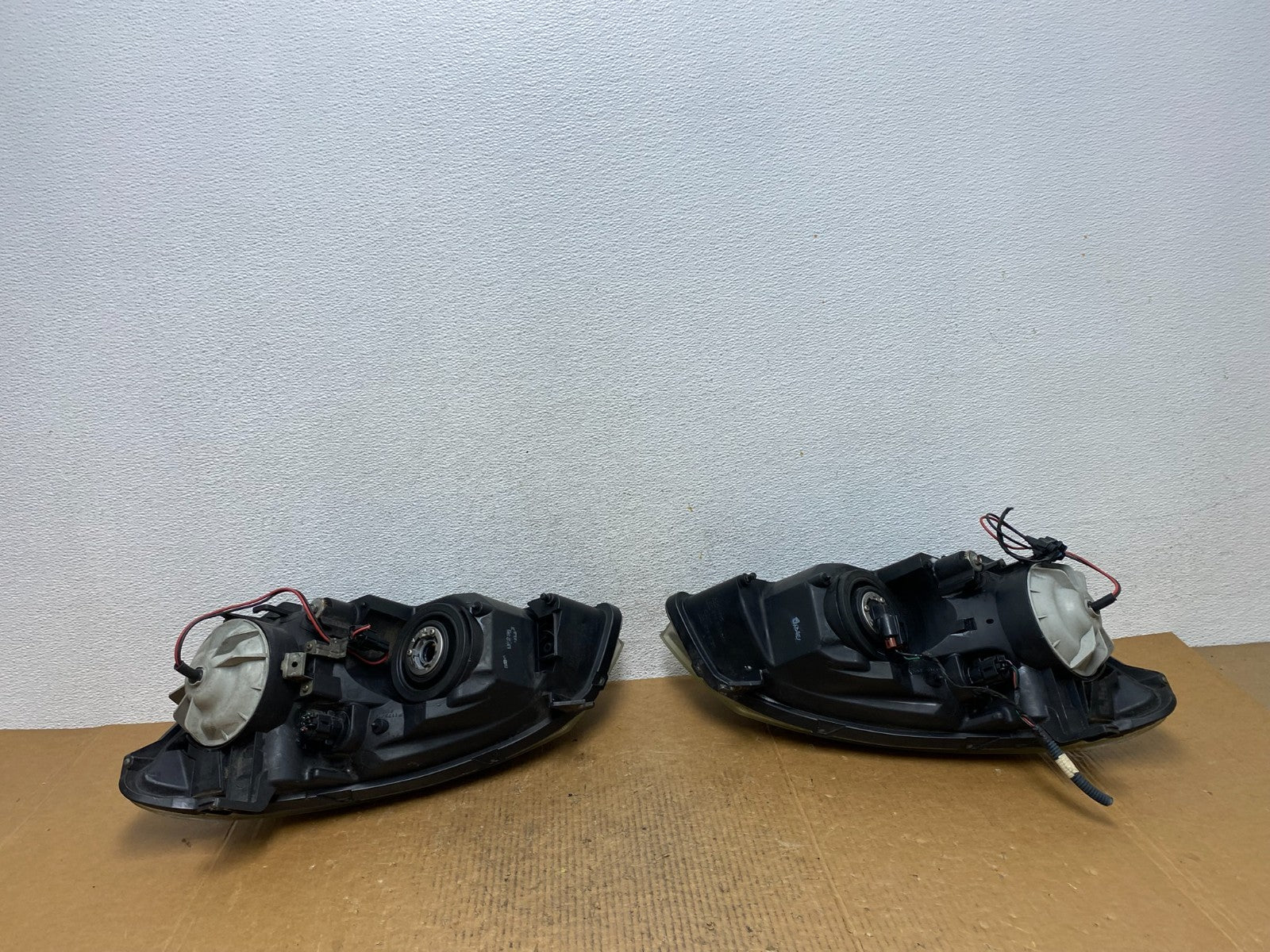 2005 to 2006 Nissan Altima Left+Right Set Halogen Headlights AE1362 DW6