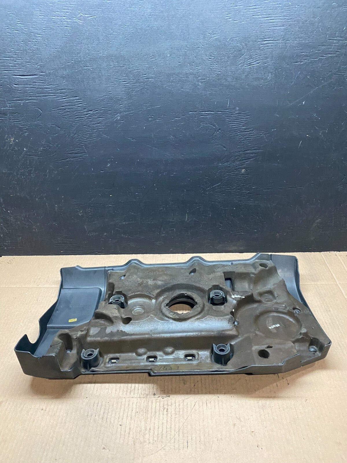 2005 to 2011 Volvo S80 3.2L Upper Top Engine Motor Dust Cover Oem F3535 DG15