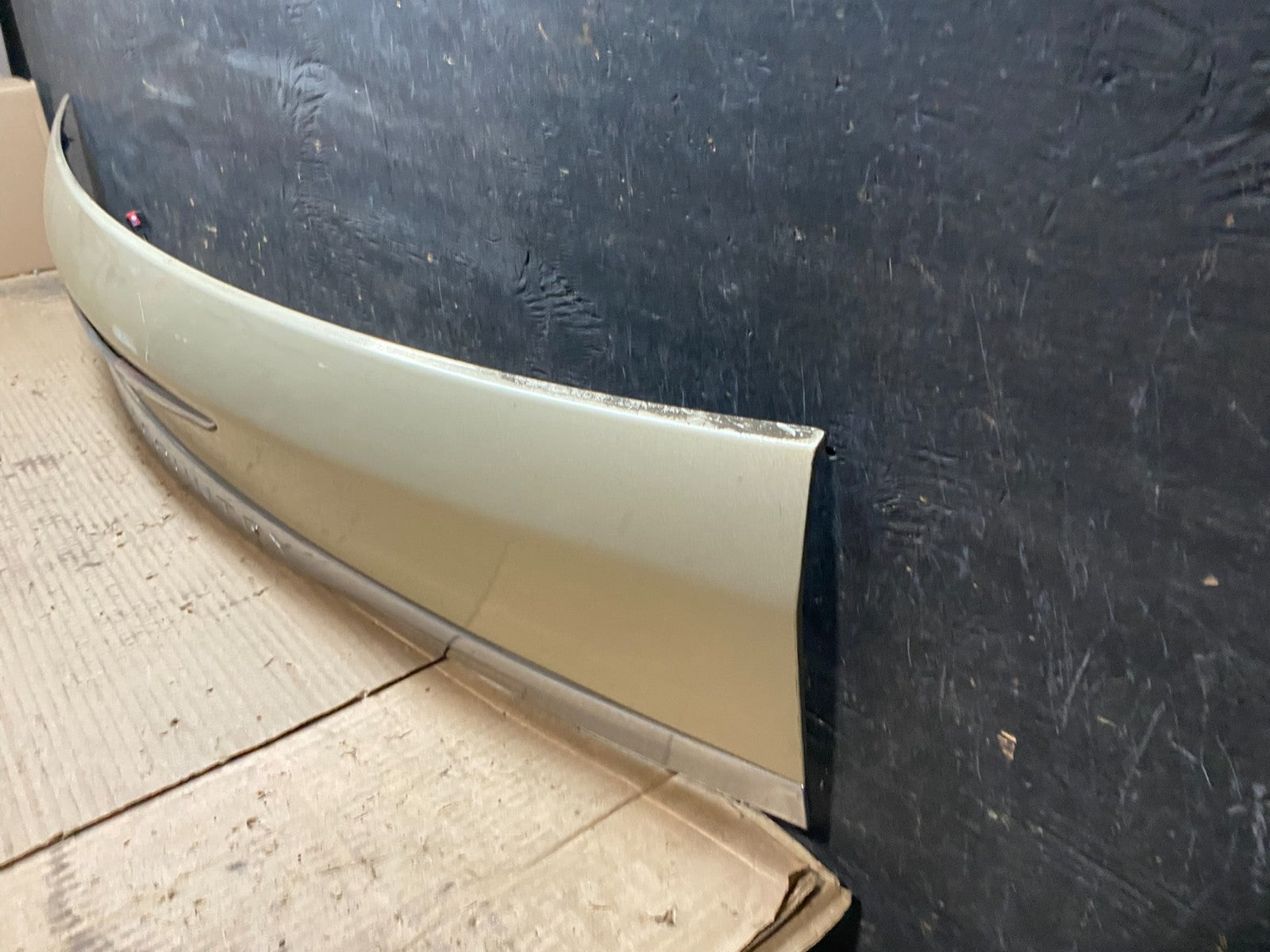 2011 to 2016 Chrysler Town & Country Tailgate Trim w/ Camera Panel OEM v2566 DG1