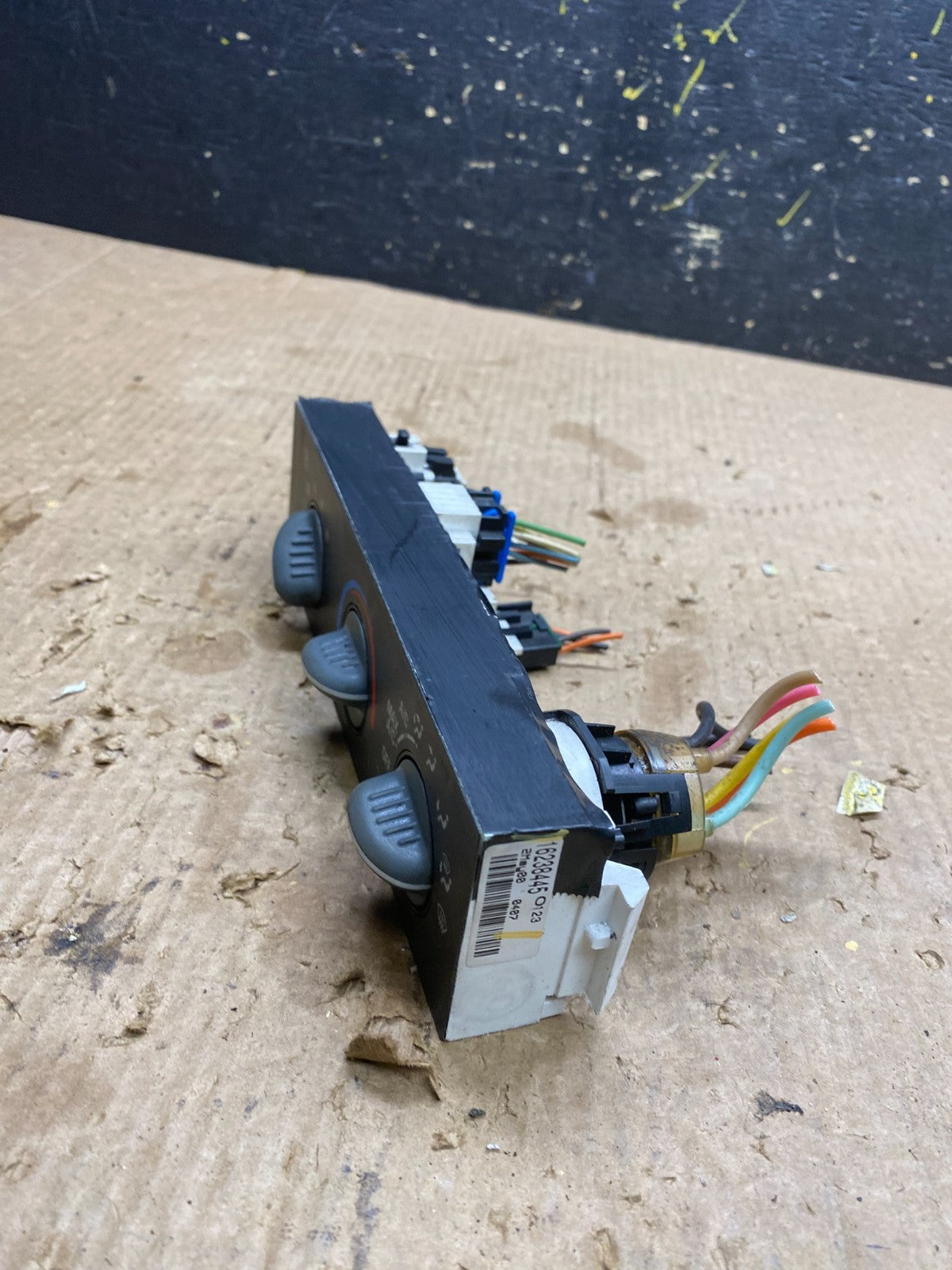 2001 - 2007 GMC Chevrolet Express 1500 Climate Control A/C Z7184 DG2