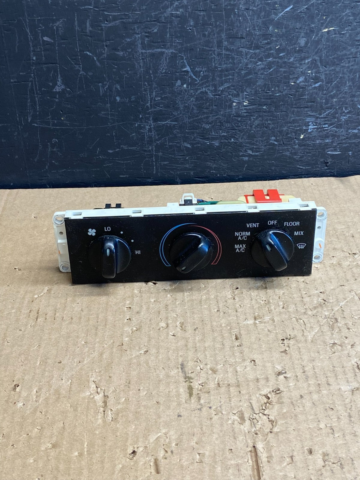 1998 to 2011 Ford Crown Victoria Marquis A/C Heater Climate Control ae4292 DG0