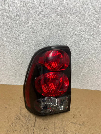 2002 to 2009 Chevrolet Trailblazer Left Driver LH Side Tail Light AC3711 LK0