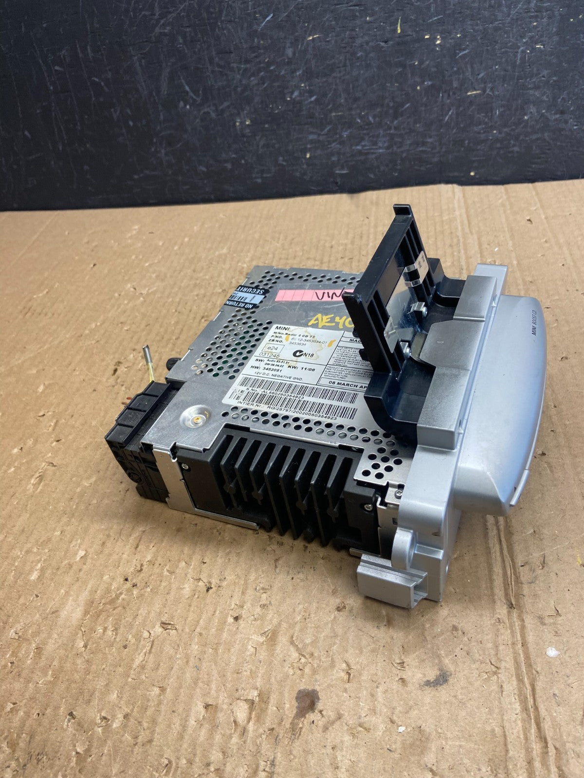 2007 - 2010 Mini Cooper Radio Stereo Receiver CD Player AE4068 DG1