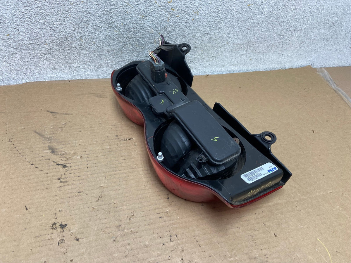 2004-2009 Dodge Durango Tail Light Right Passenger RH Side DEPO AH4232 LK4