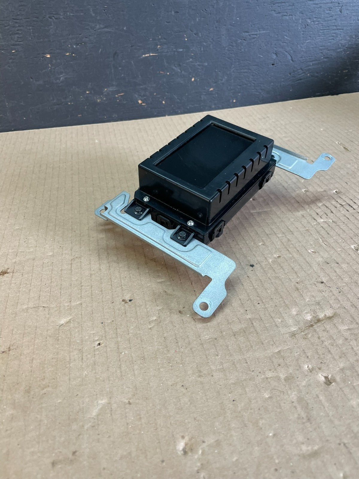 2013 to 2016 Ford Taurus 4.2" Radio Navigation Screen Module ae3453 DG1