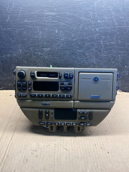 2000 - 2003 Jaguar S-Type Radio Stereo CD Player AM FM Climate Control aj0535 DG0