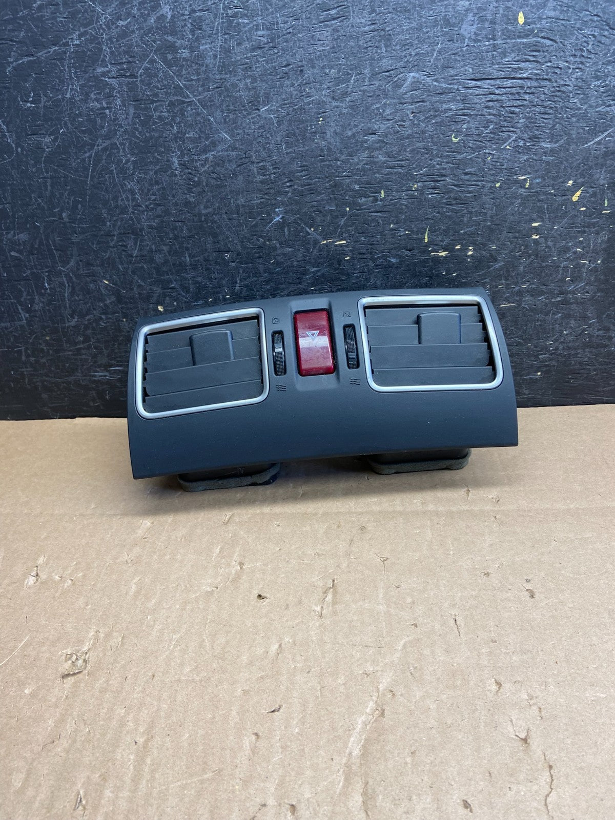 2015 to 2017 Subaru Impreza Center Console Hazard Switch Air Vent AI6378 DG0
