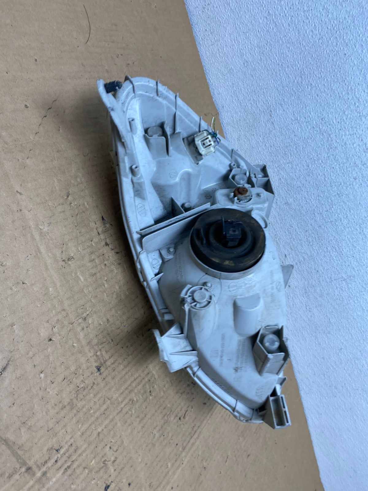 2003 2004 2005 Toyota Echo Right Passenger RH Side Headlight AC7790 DG4