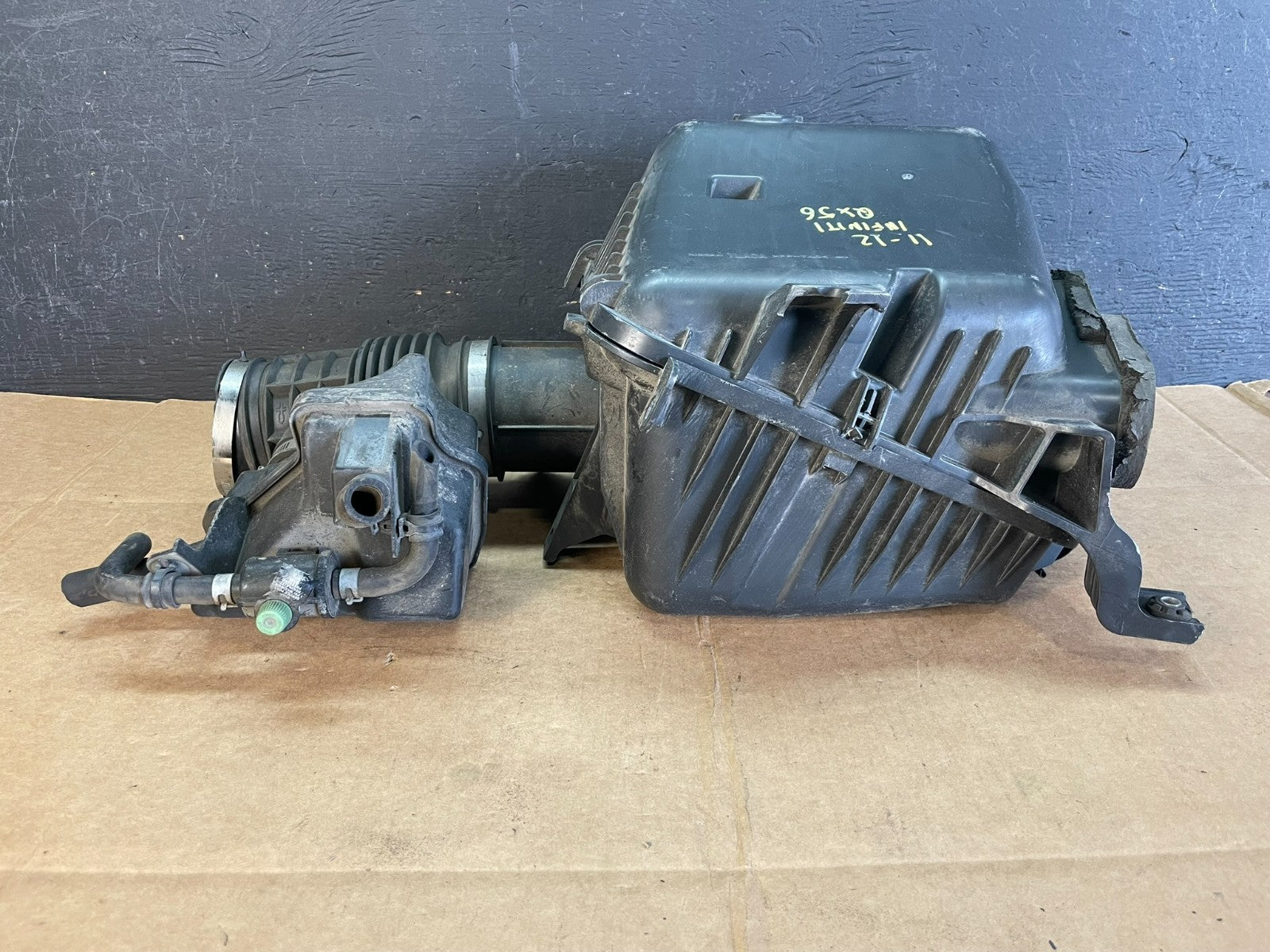 2006 to 2007 Infiniti m35 Air Intake Manifold Box Inlet Housing AE0893 DG3