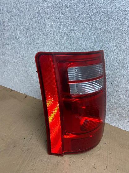 2008 to 2010 Dodge Grand Caravan Left Driver LH Side Tail Light AE9186 LK2