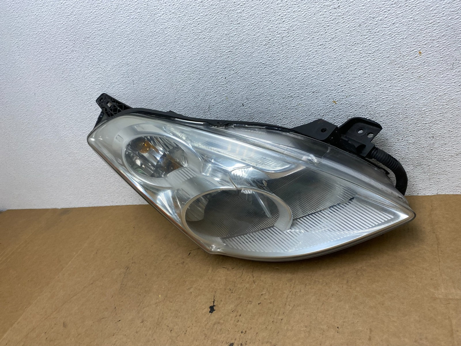 Sedan 2010 2011 2012 Nissan Altima Headlight Right Passenger Rh AE3267 DW1