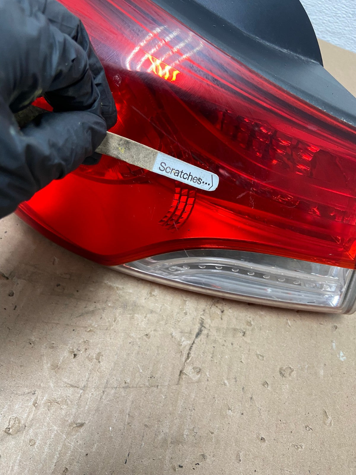 2011 2012 2013 Hyundai Elantra Sedan Left Driver Side Tail Light AD7743 LK4