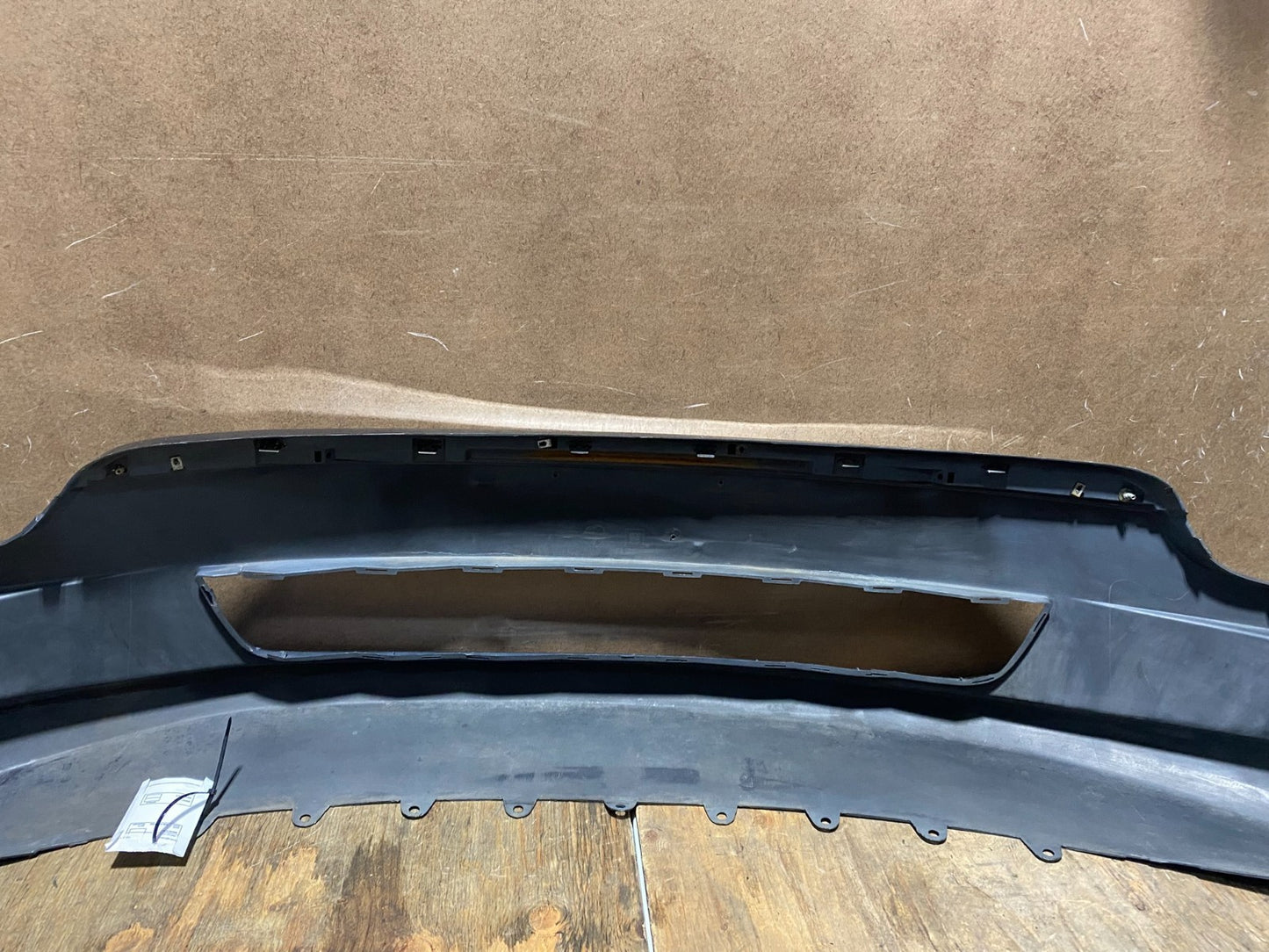 2011 to 2012 GMC Acadia Denali Front Lower Bumper Cover 22821302 AE365912