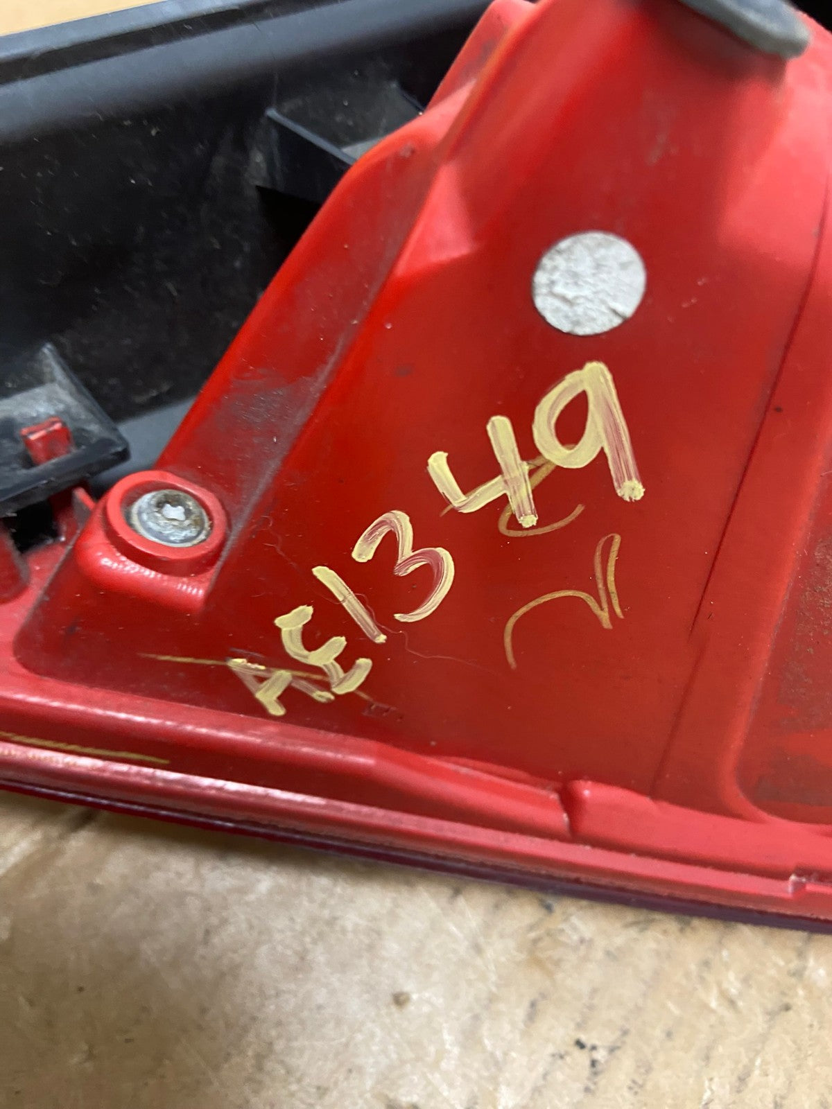 2007 - 2012 Nissan Versa Hatchback Left Driver Side Lh Tail Light AE1349 LK8