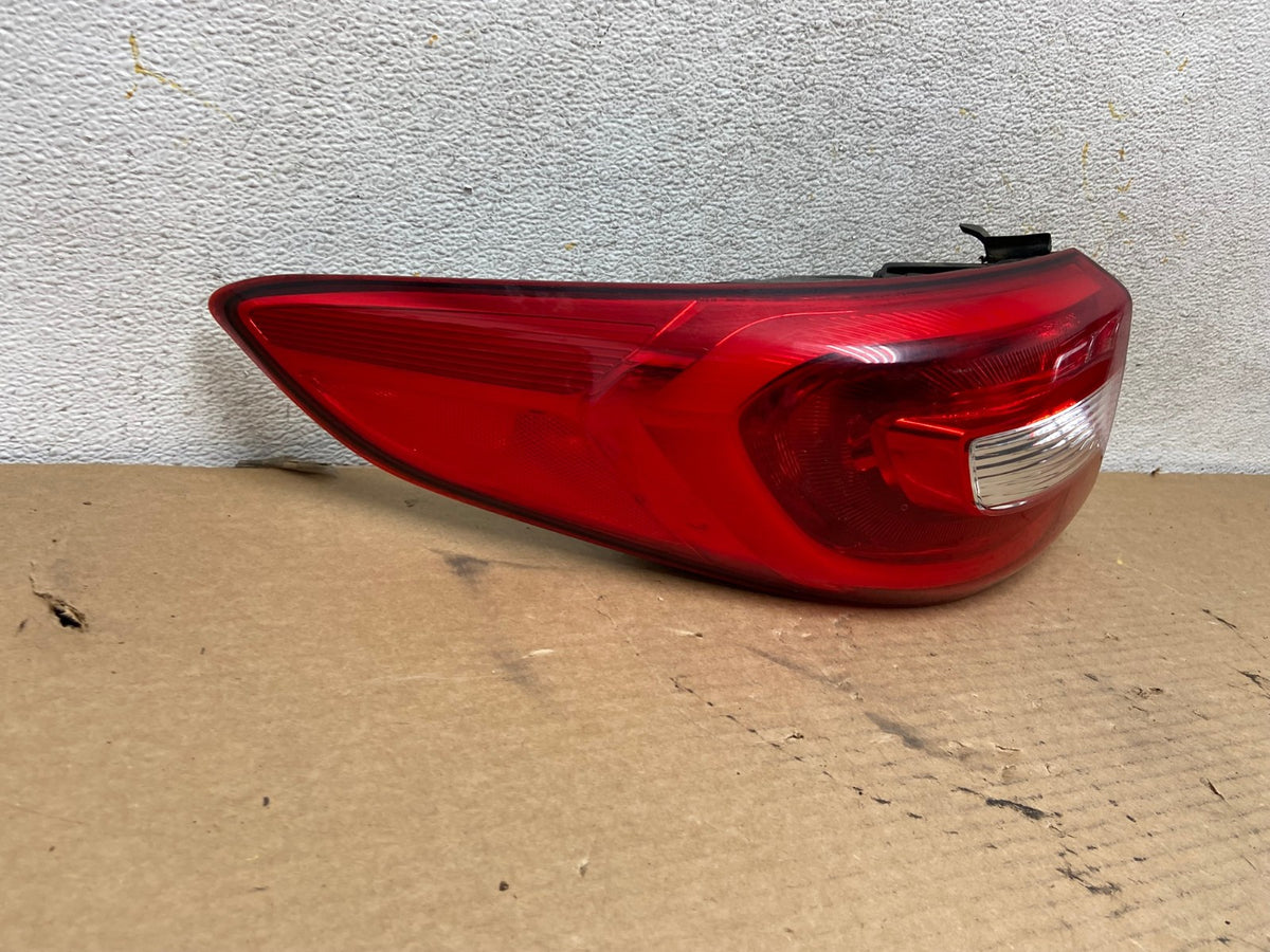 2015 2016 2017 Hyundai Sonata Left Driver Lh Tail Light AH4255 LK1