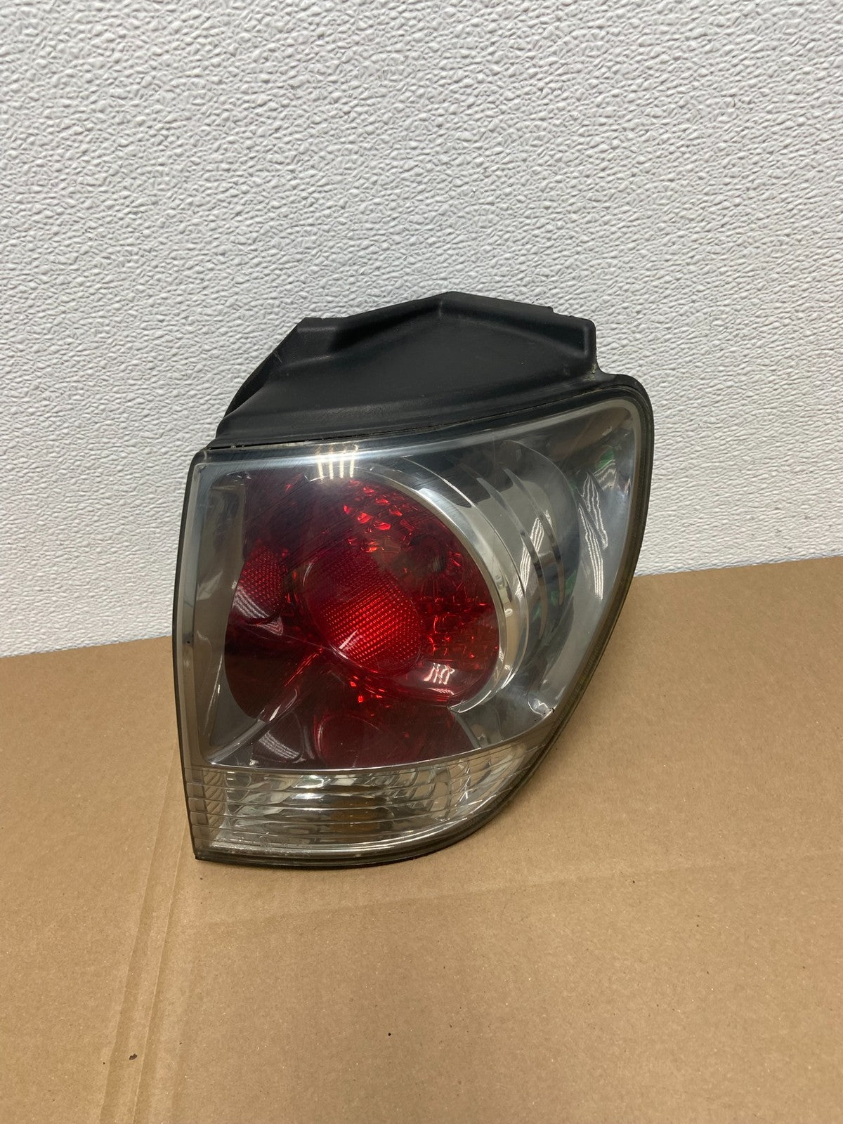 2001 2002 2003 Lexus Rx300 Right Passenger Rh Side Tail Light Oem AB6751 DW0