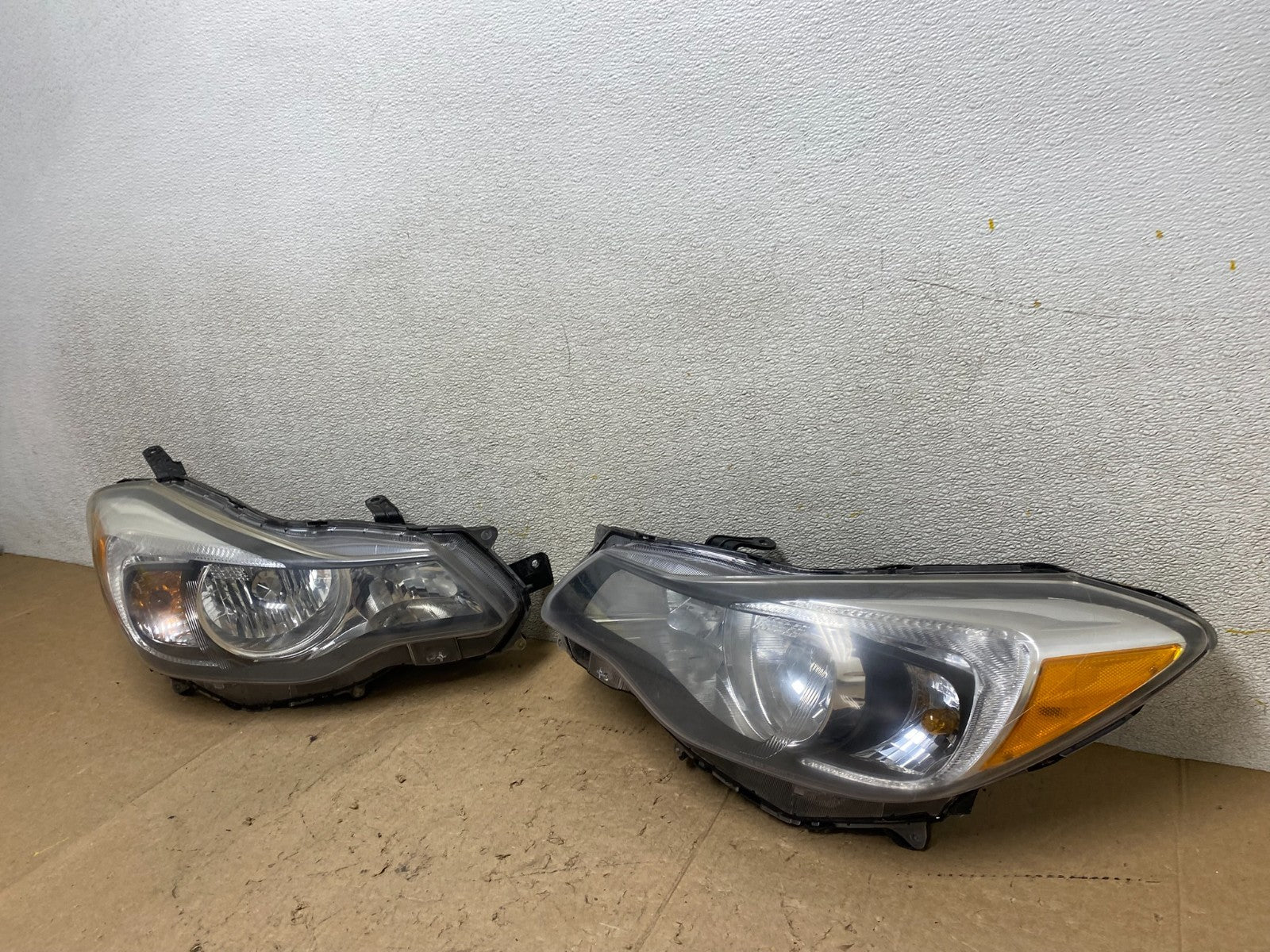 2012-2016 Subaru Impreza Crosstrek Left+Right Halogen Headlights W9147 DW1