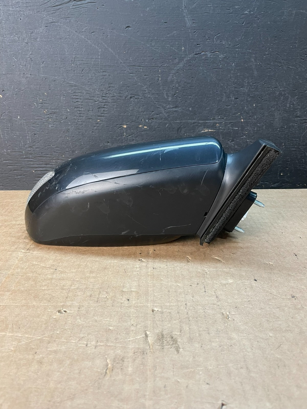 2005 to 2010 Scion TC Right Passenger Side View Door Mirror AE8468 DW3