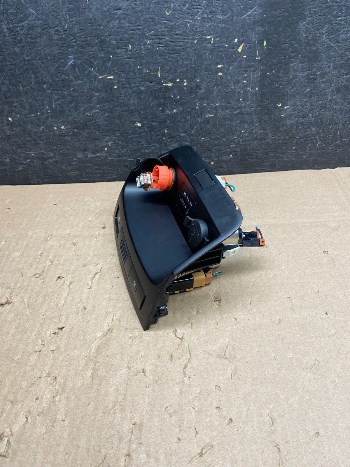 2011-2013 Kia Sorento Center Seat Heater Switches Aux USB Power Outlet aj1482 DG1