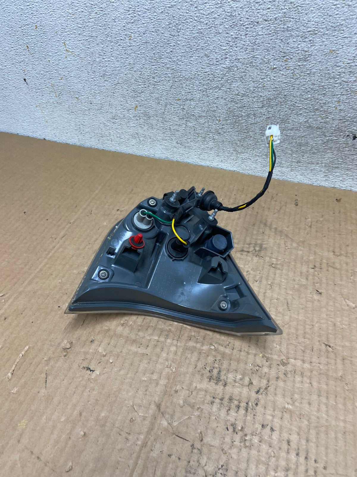 2014-2016 Nissan Rogue Left Driver LH Side Outer Tail Light Inner AI6687 LK6