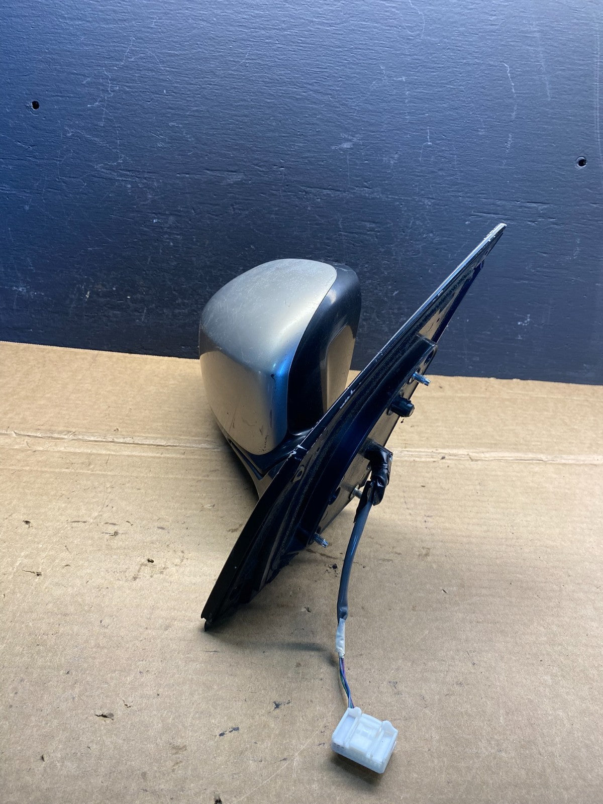 2009 to 2014 Nissan Murano Right Passenger Side View Door Mirror AD3386 DG2
