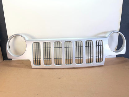 2002 2003 2004 Jeep Liberty Grill Grille Plastic af8756 DG0