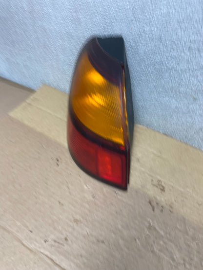 2001 to 2004 Subaru Legacy Outback Left Driver LH Tail Light AB5160 DW1