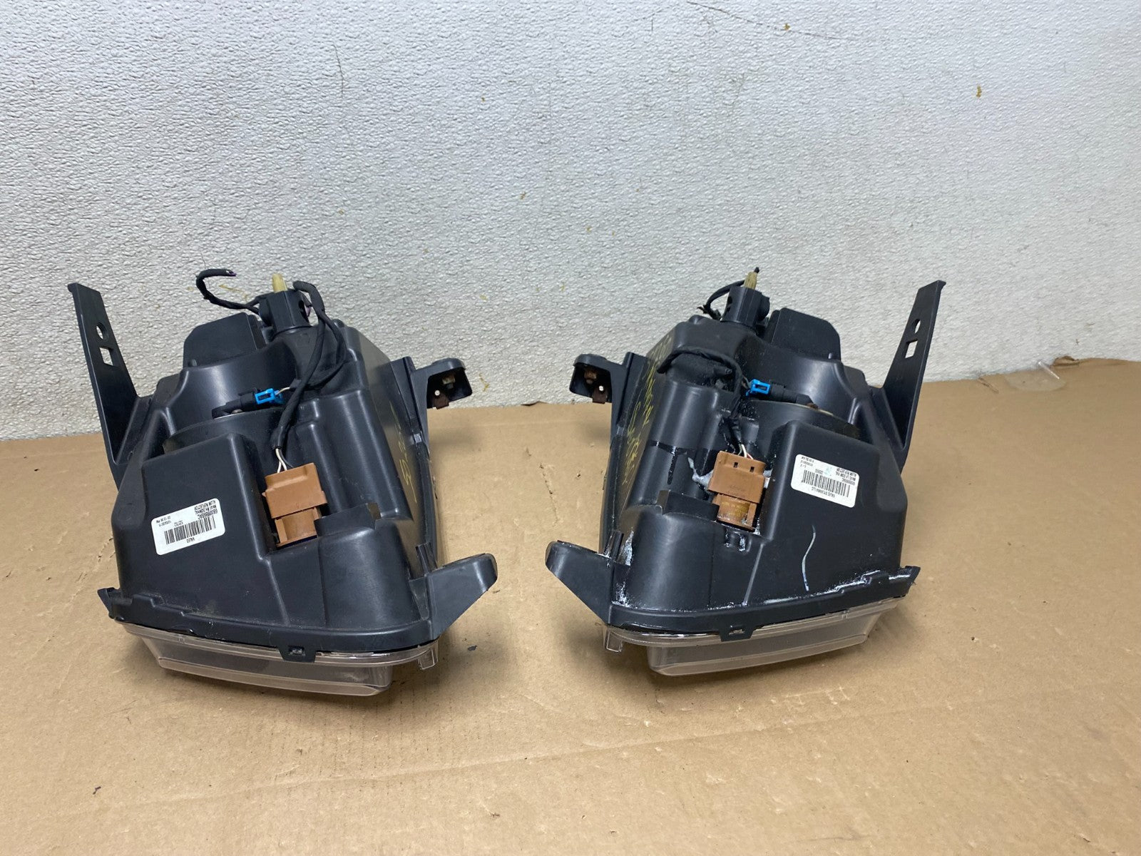 2011-2013 Jeep Grand Cherokee Left+Right Halogen Headlights S0260 DW11