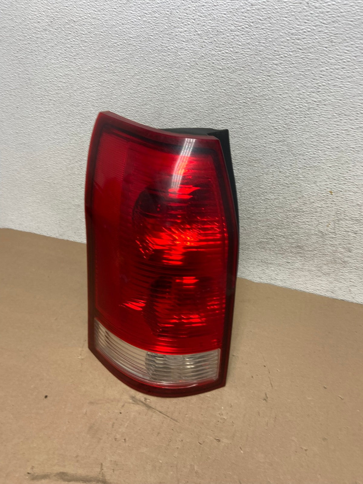 2004 2005 2006 2007 Saturn Vue Left Driver Lh Side Tail Light AG3366 LK0