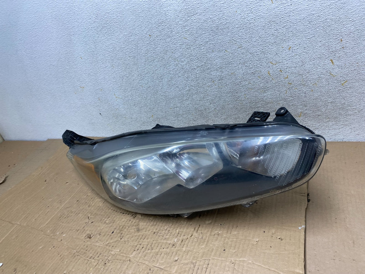 2014 to 2019 Ford Fiesta Right Passenger RH Halogen Headlight AI1348 DW1
