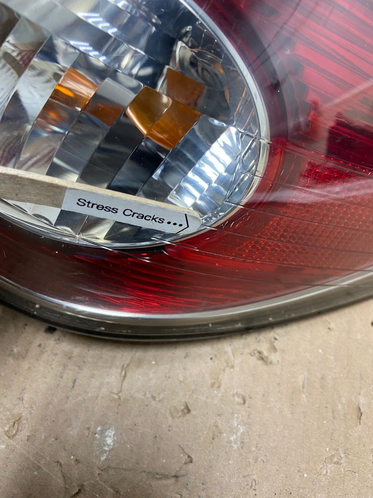 2002 to 2004 Lexus ES300 ES330 Right Passenger Side Tail Light AD8196 LK4