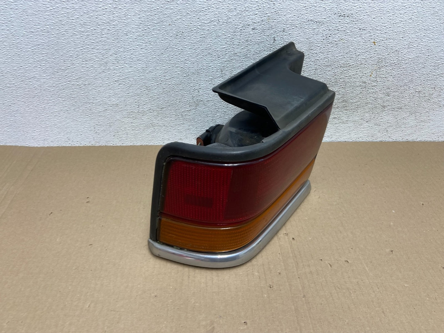1989 to 1992 Dodge Spirit Left Driver LH Side Tail Light ae9444 DG2