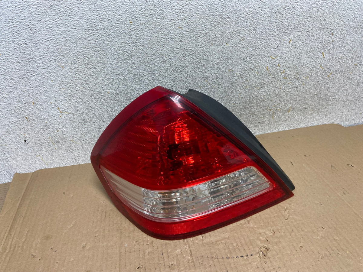 2007-2012 Nissan Versa Sedan Left Driver Lh Tail Light AI1245 LK0