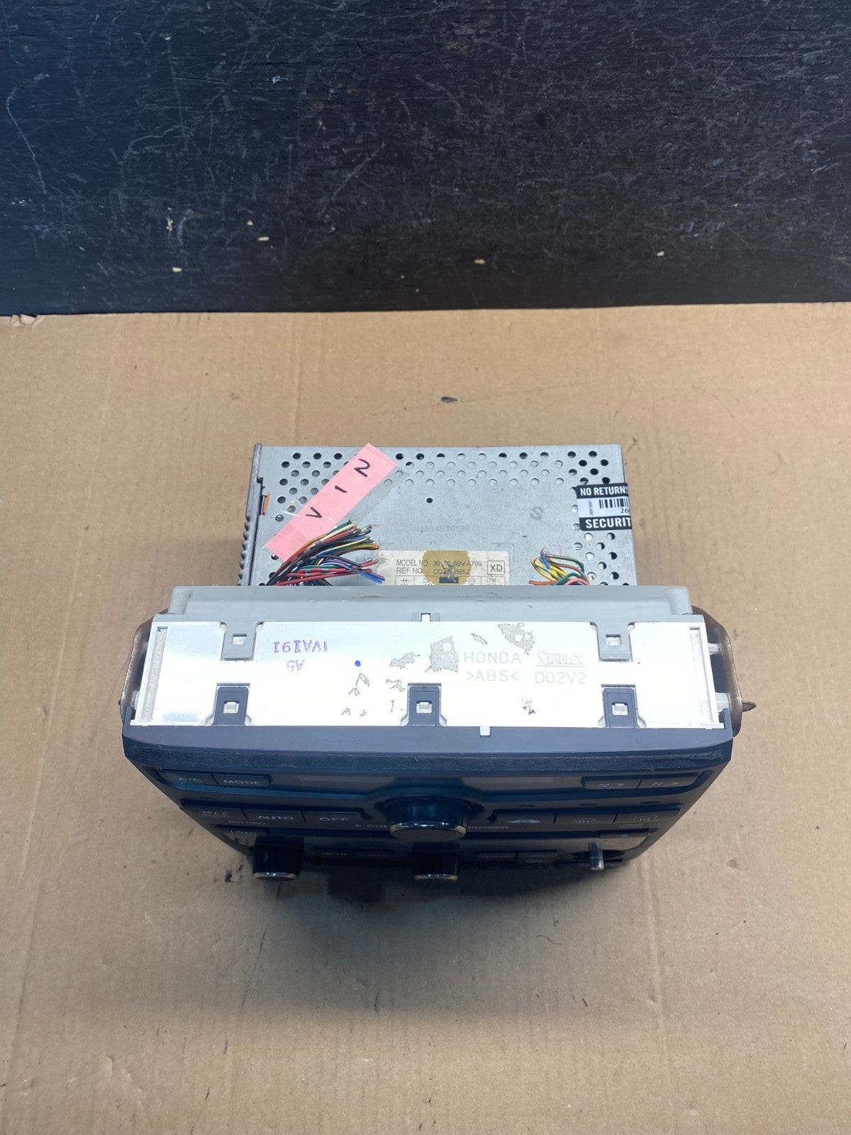 2006-2008 Honda Pilot Center Radio AM CD Player Climate Control ae7701 DG3