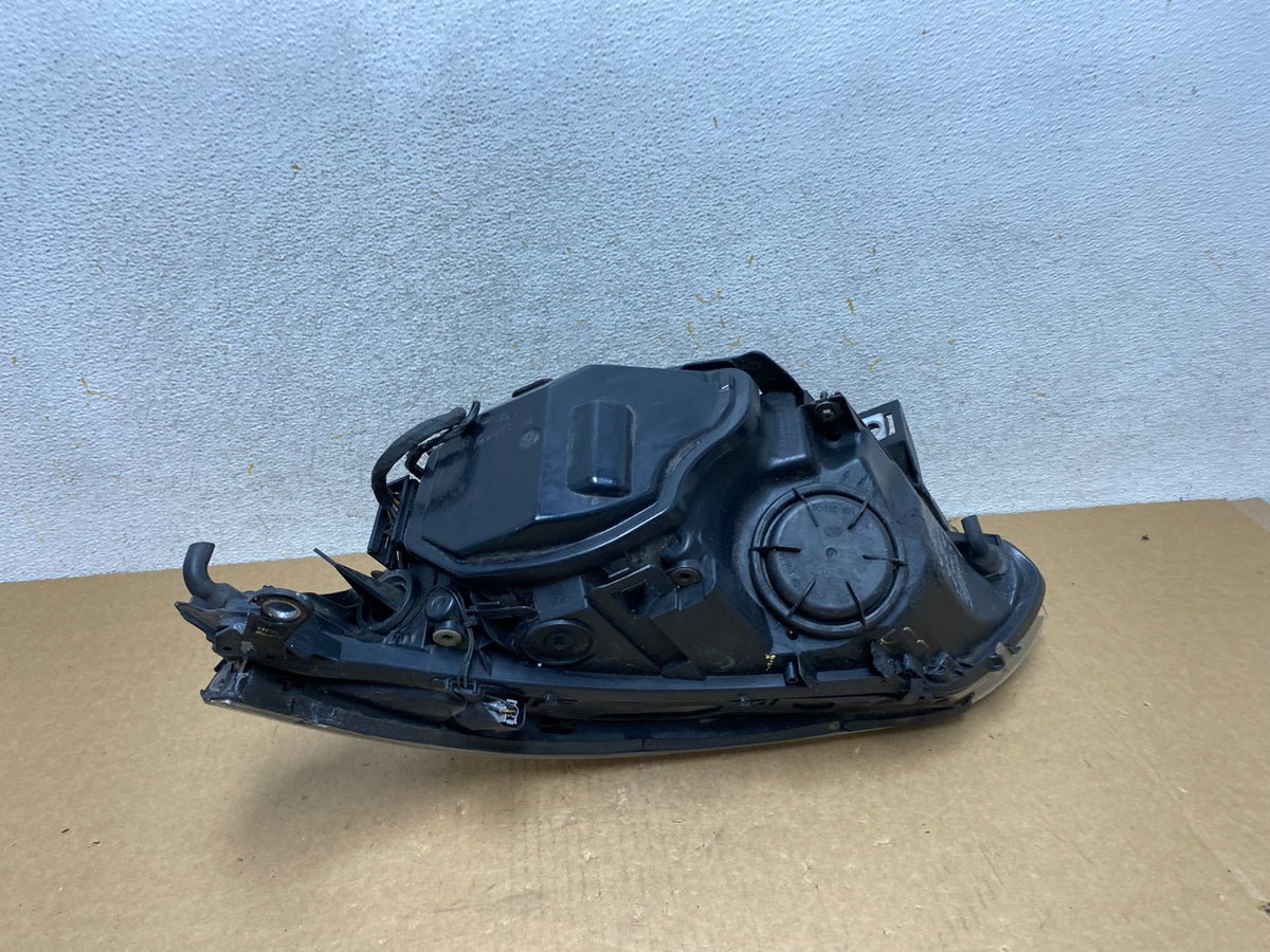 2004 to 2007 BMW 525i 5 Series Headlight Right Passenger Xenon AFS AI3264 DW7