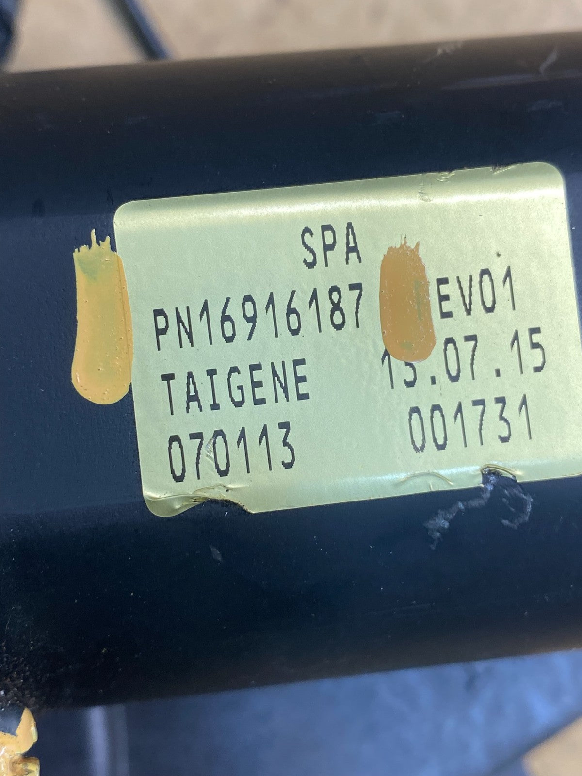 2007-2014 Kia Sedona Right Electric Power Sliding Door Motor Regulator AD73696