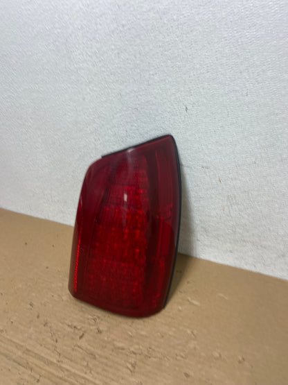 2000 to 2005 Cadillac Deville Right Passenger Rh Side Tail Light AD4121 LK1