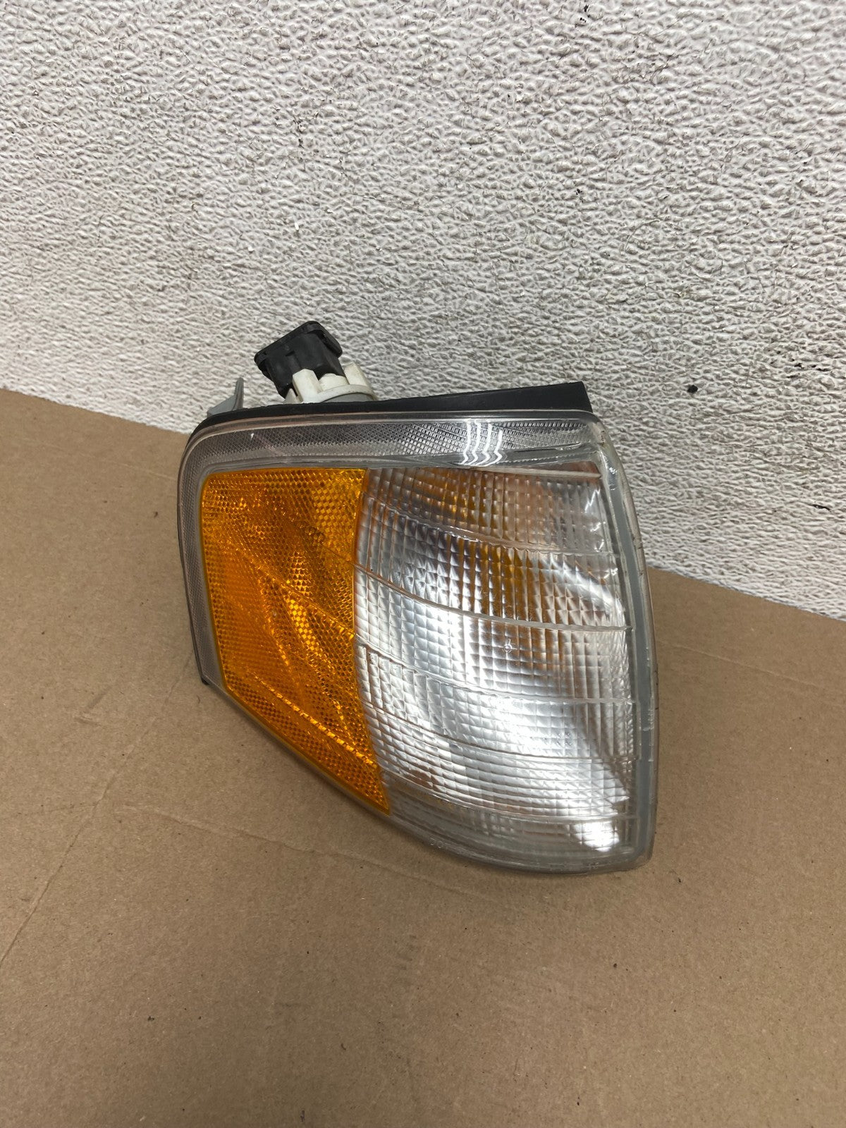1994-2000 Mercedes-Benz C-Class W202 C230 C280 Right Pass Turn Signal AF4348 DW0