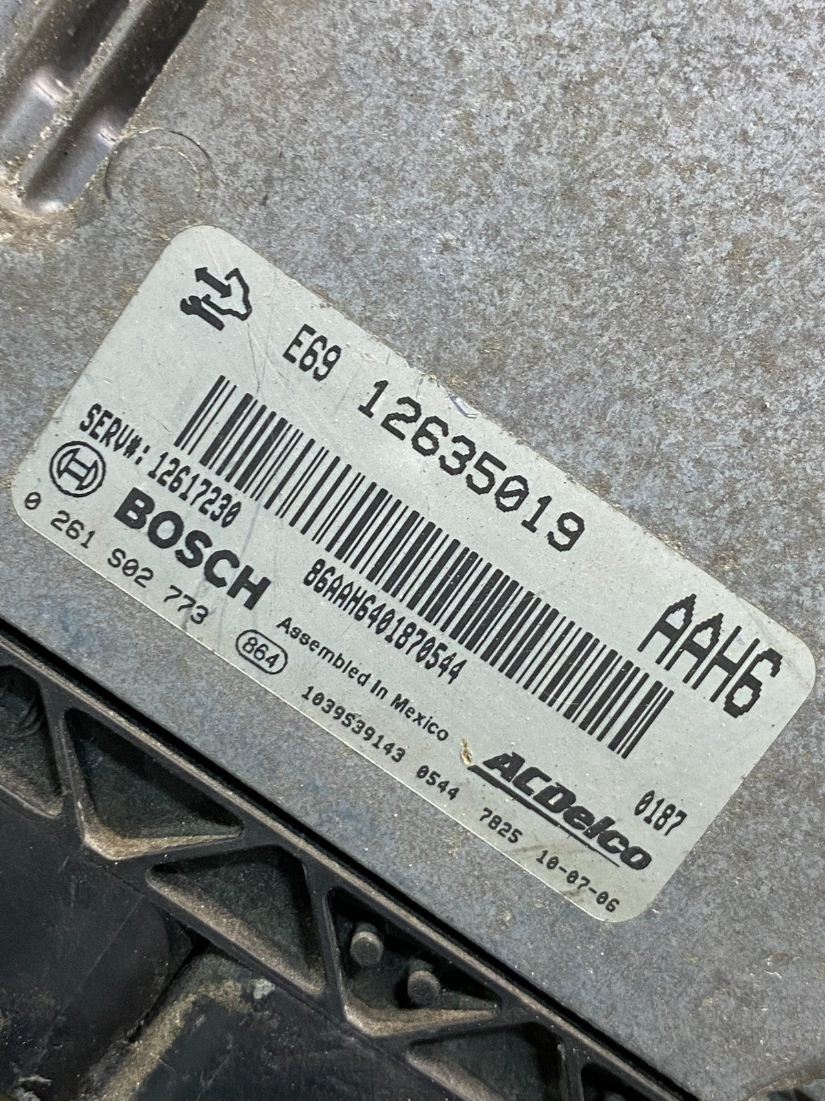 2010 2011 GMC Acadia Traverse Engine Control Module ECM ECU 12635019 AH7362 DG2