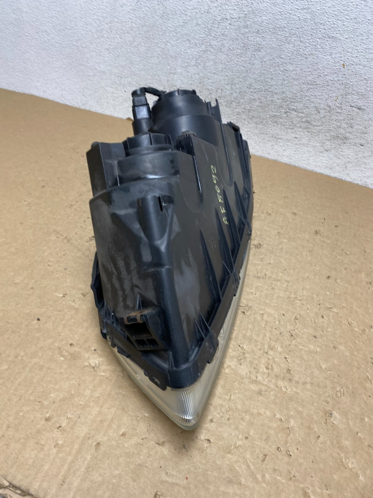 2006-2008 Hyundai Sonata Right Passenger Rh Side Headlight Halogen AF8092 DW8