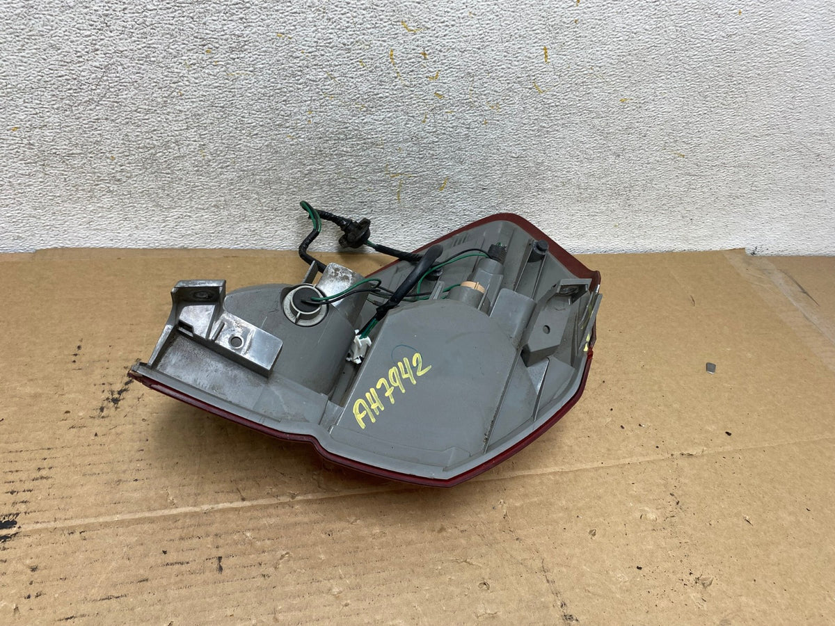 2008-2009 Subaru Outback Wagon Right Passenger RH Side Tail Light AH7942 LK7