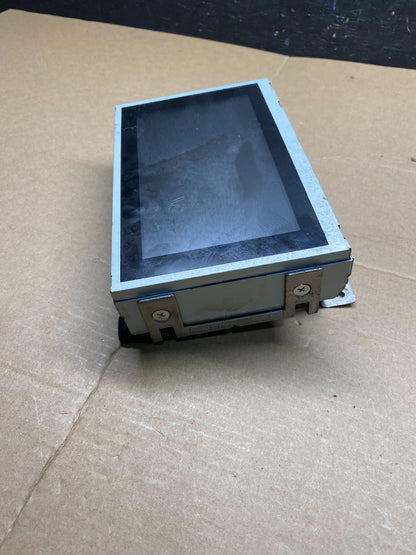 2011-2013 Nissan Pathfinder Radio Display Information Navigation Screen Q9444 DG2