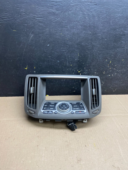 2007 - 2008 Infiniti G35 EX35 Radio Player Screen Panel Bezel t9257 DG0