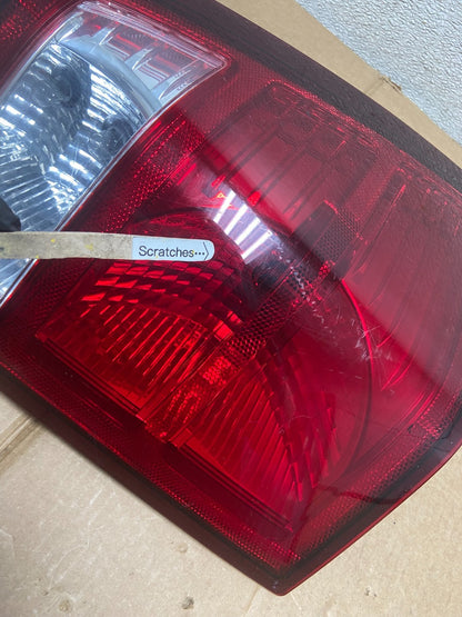 2007 2008 2009 2010 Jeep Grand Cherokee Left Driver Lh Tail Light Oem AA1152 DW3